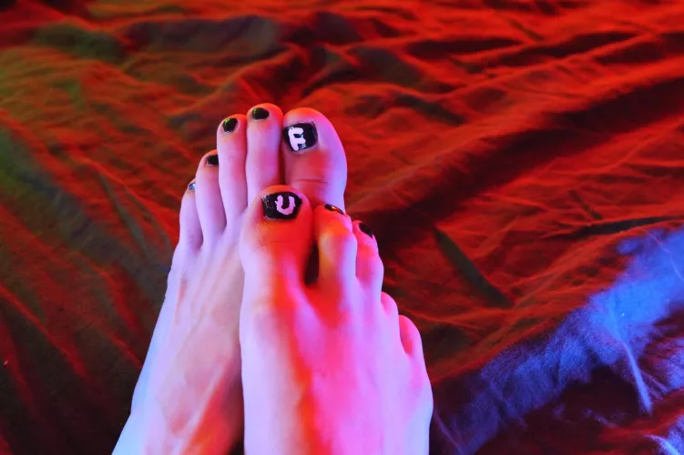 Tell me what you think of this nail polish. 💅 by BoseFly