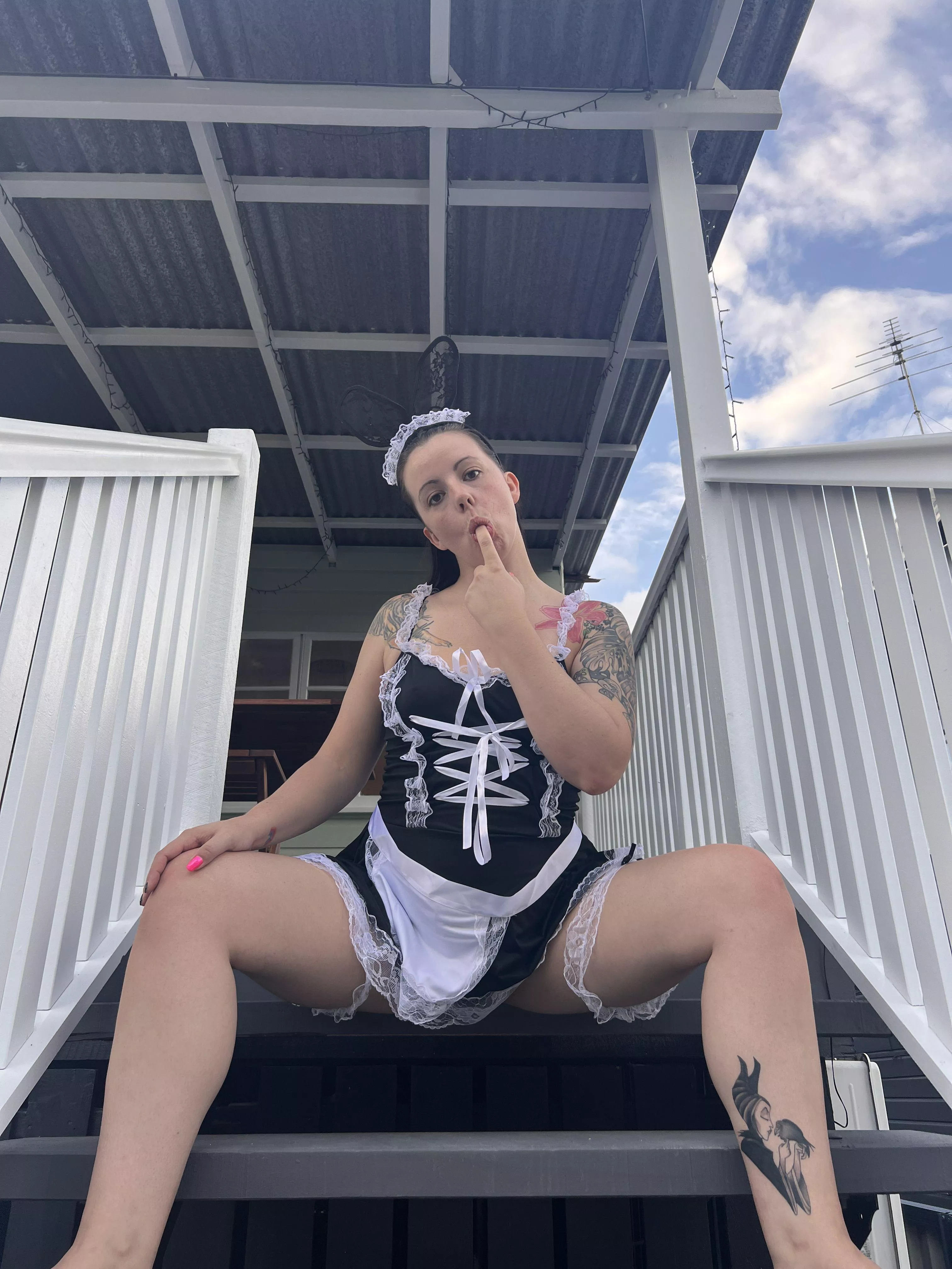 These legs were made for you posted by sexmania23