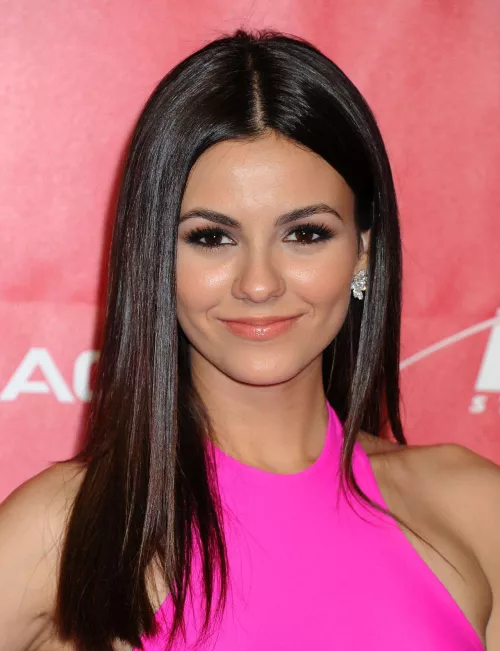 Victoria Justice by BigCannon111