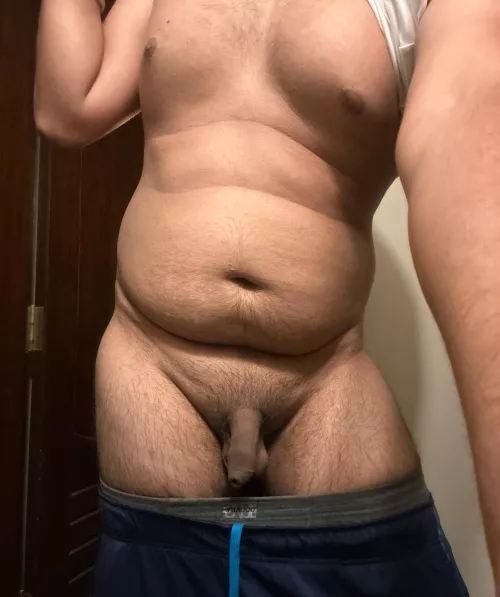 23 might not be the hottest on here but I’m looking for a long term partner and friend! DMs open by Piperperitheplatypus