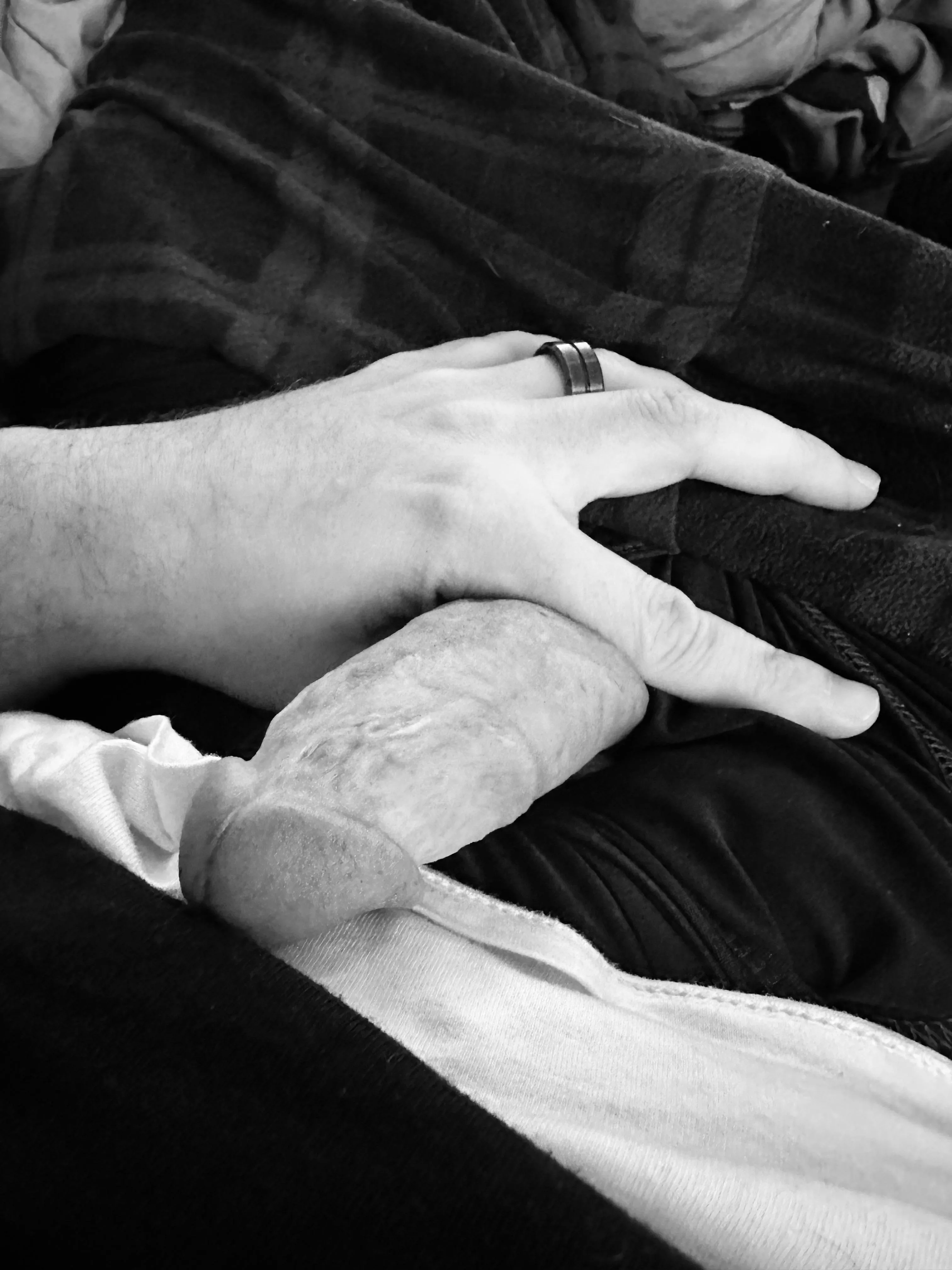 [38] Sent this to you and your wife to start the day, would you want the day off? posted by StoneyG4mer