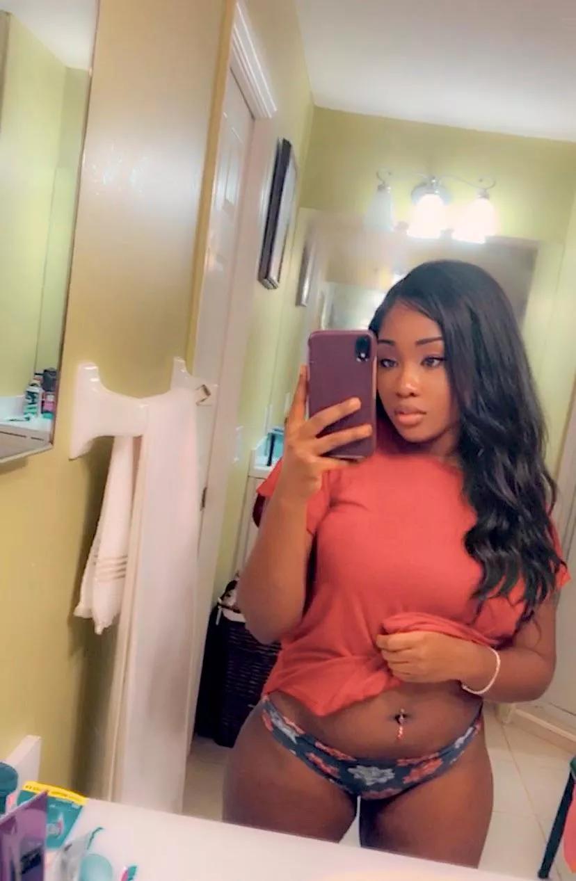 can i dm u a mirror pic without clothes? posted by toriaxxo