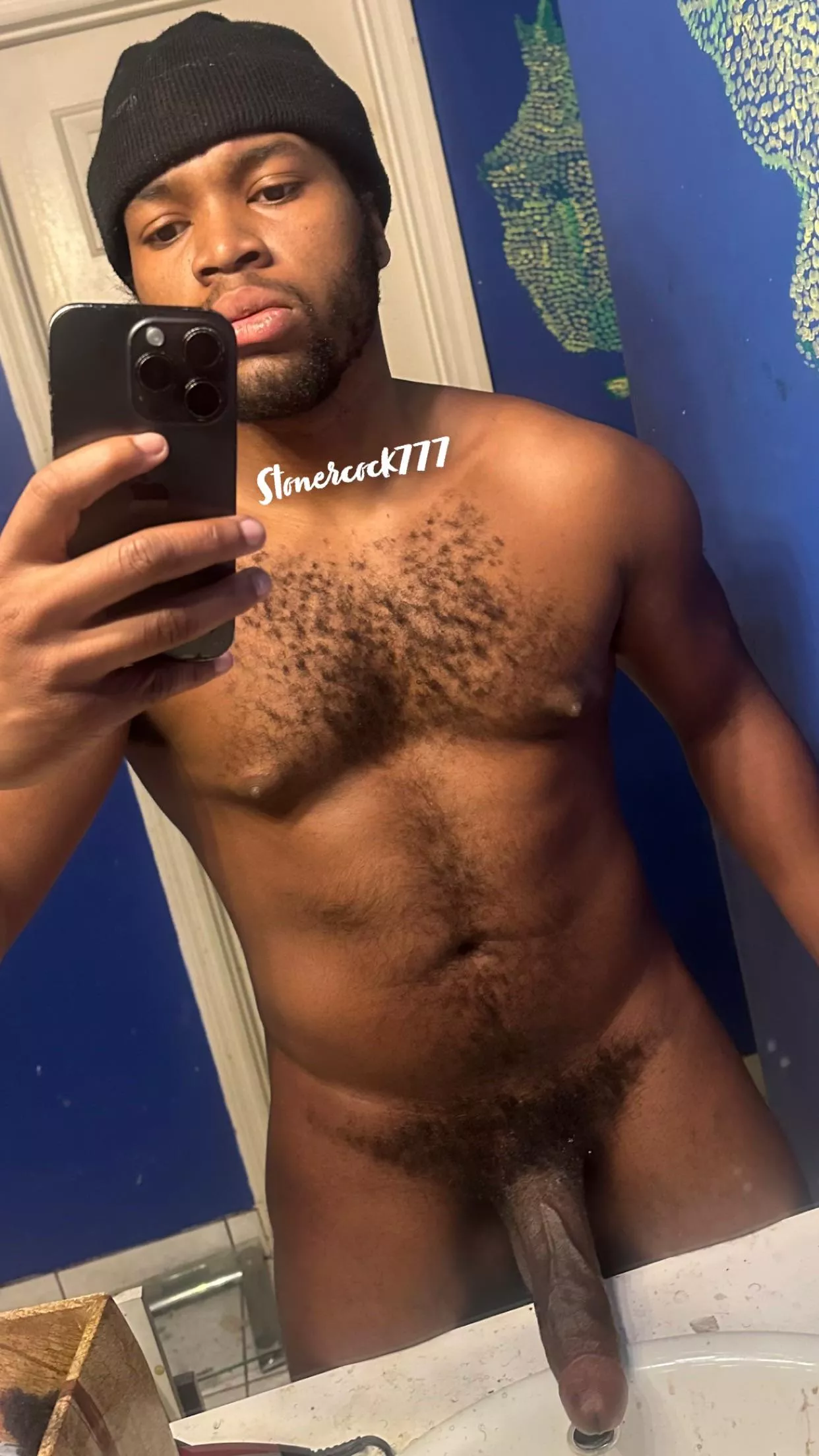 Can you hold this for me?? It’s kinda heavy😏😈💯 (watch me carry it elsewhere) posted by Stonercock777