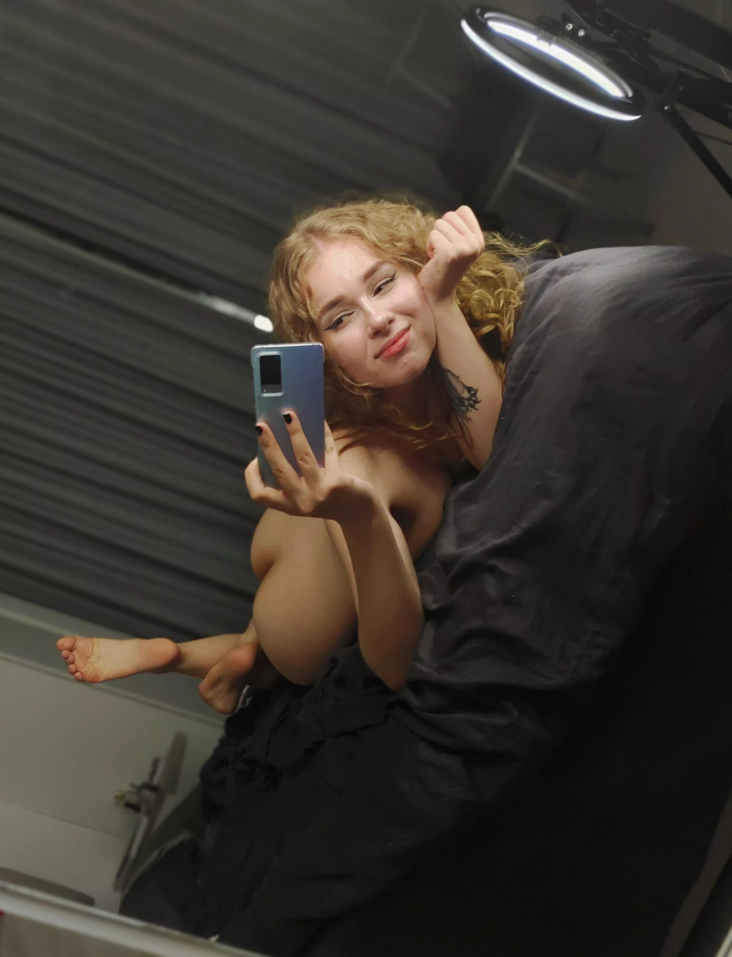 Come and fuck me tonight before tomorrow's class posted by SexyWaterNymph