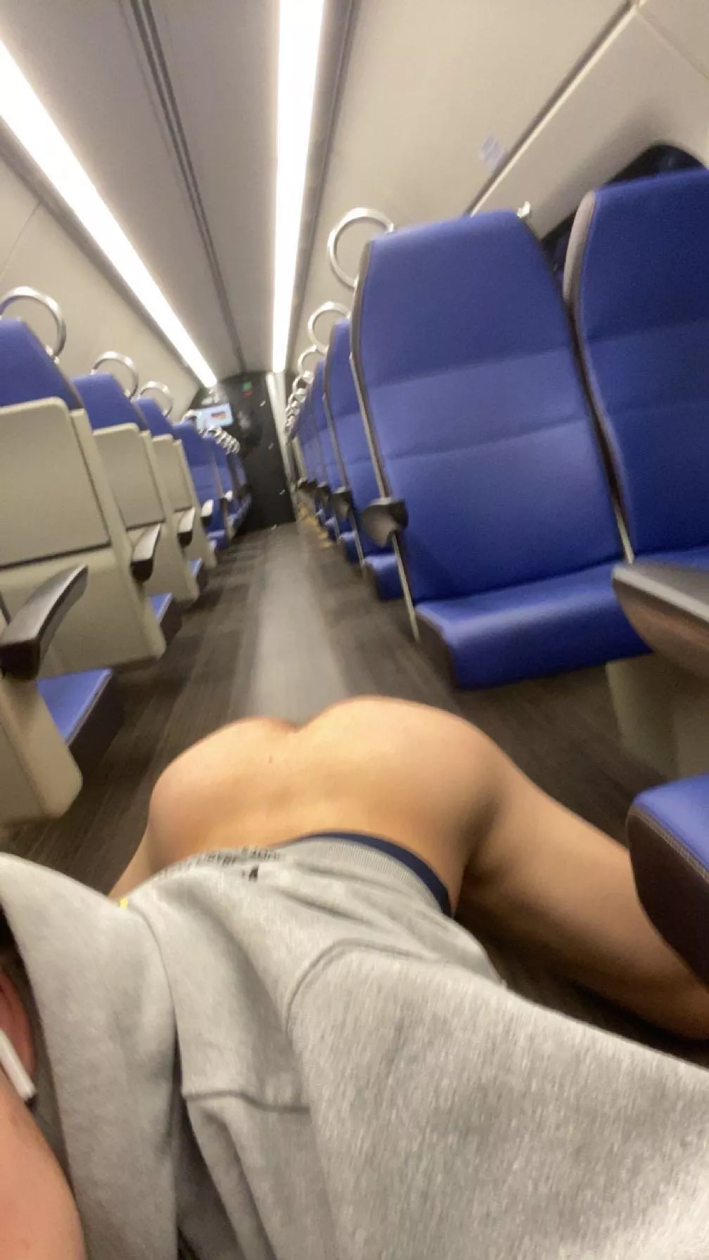 Comment hi if h like it  posted by DisplayTerrible7536