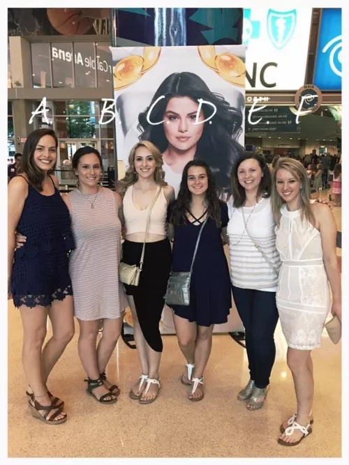 Concert Crew by roblblblb