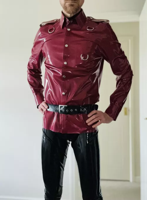 Even when working from home, it’s important to put in the effort to dress smart. Wouldn’t you agree? by restraining-bolt