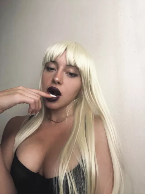 Follow me on my only @anggelinna by anggelinna