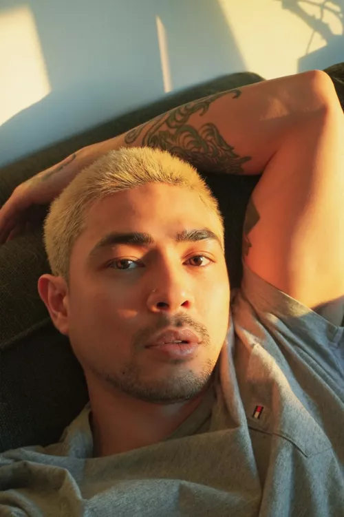 Golden hour is the best time of the day, argue with me! lol by king_leo_ace88