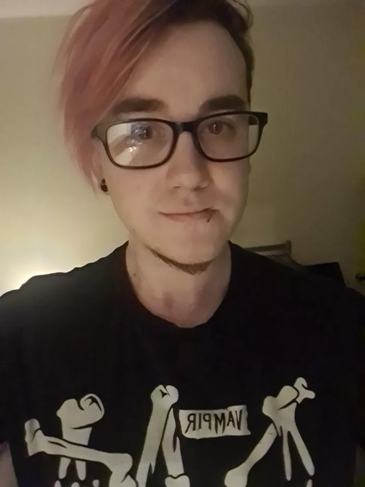 Hey guys 32 geeky otter here :p up for chats feel free to message  posted by Jack_Skellington92