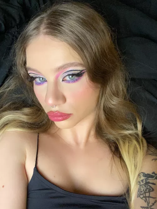 How about you get down on your knees and start worshipping my pouty lips💋… by adollyyy