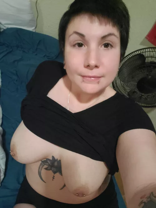 I got my hair cut today  by omegasworld