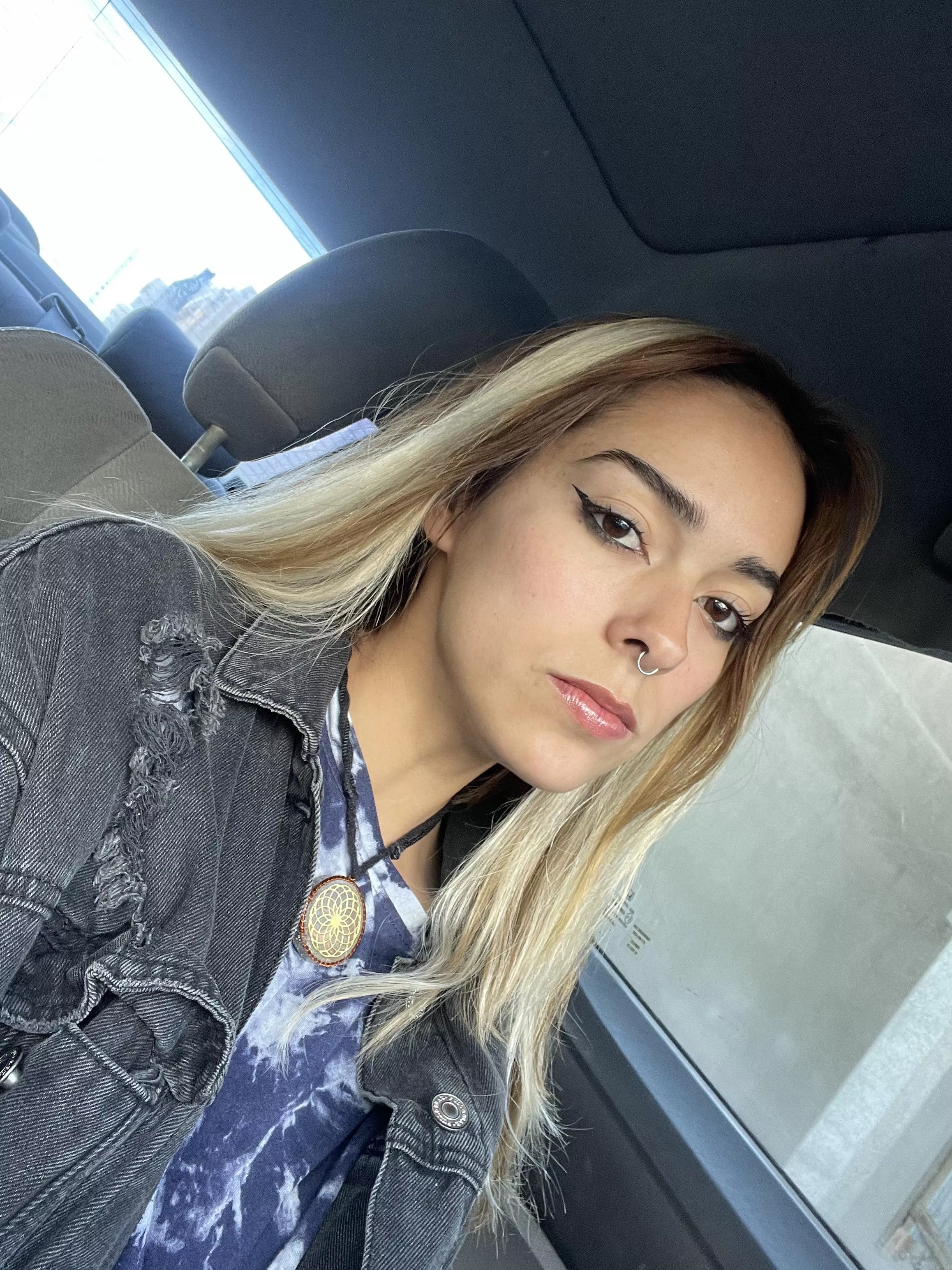 independent young women are classy posted by Anelchacon