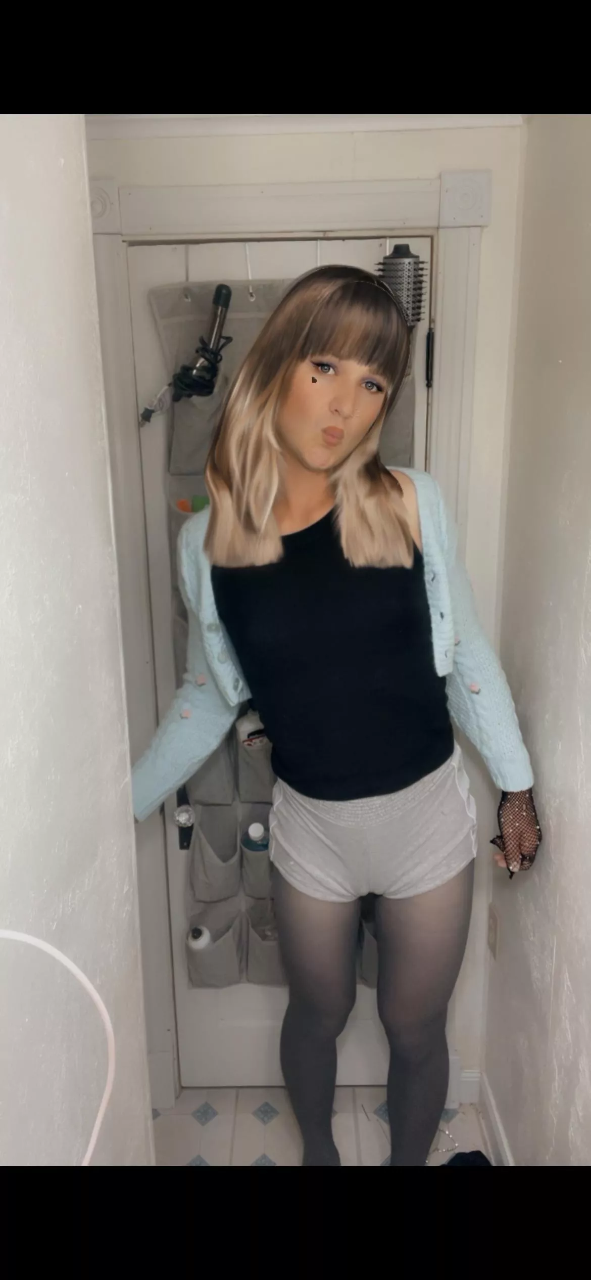 Just became single and my girly side wanted to come out posted by kittykatkissmykat