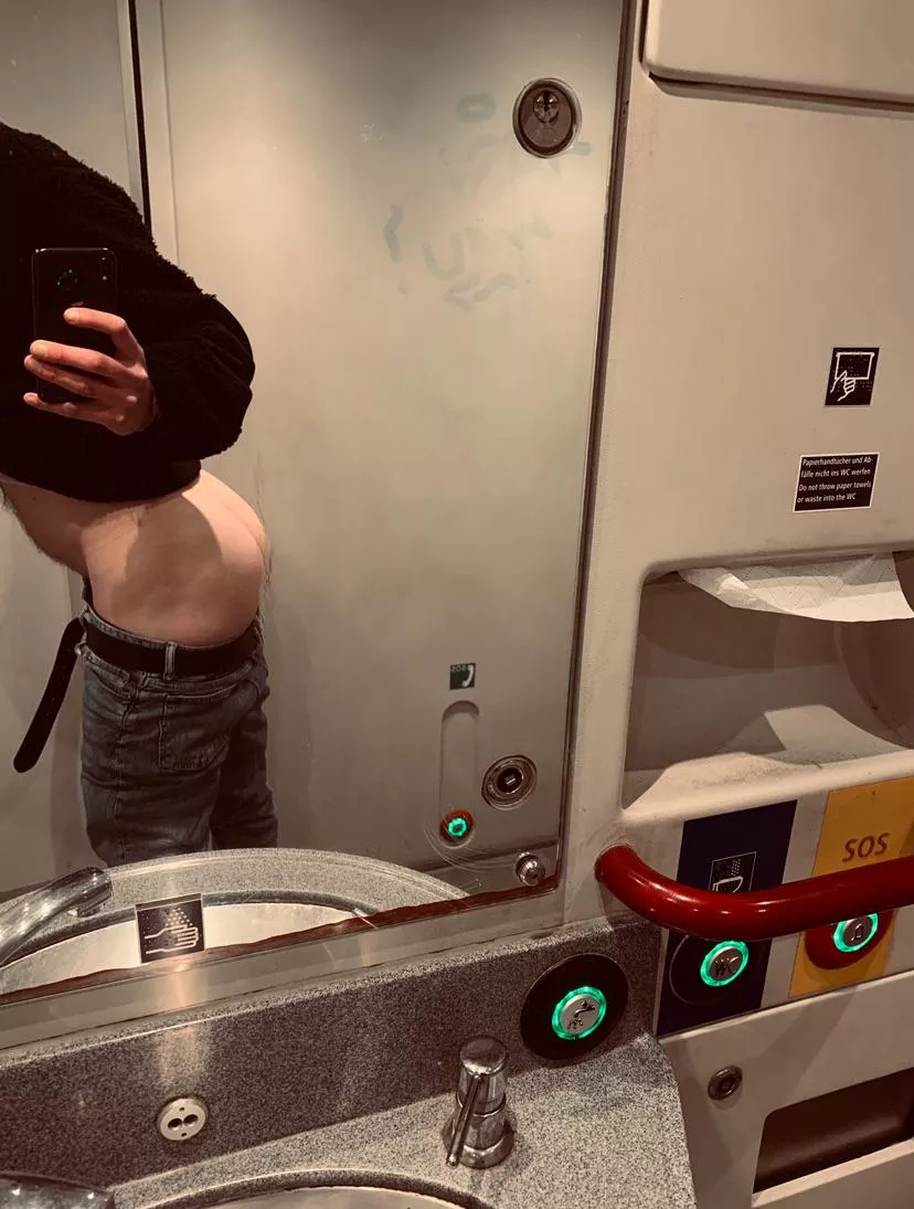 Let’s make the train ride fun again (30) posted by everylad