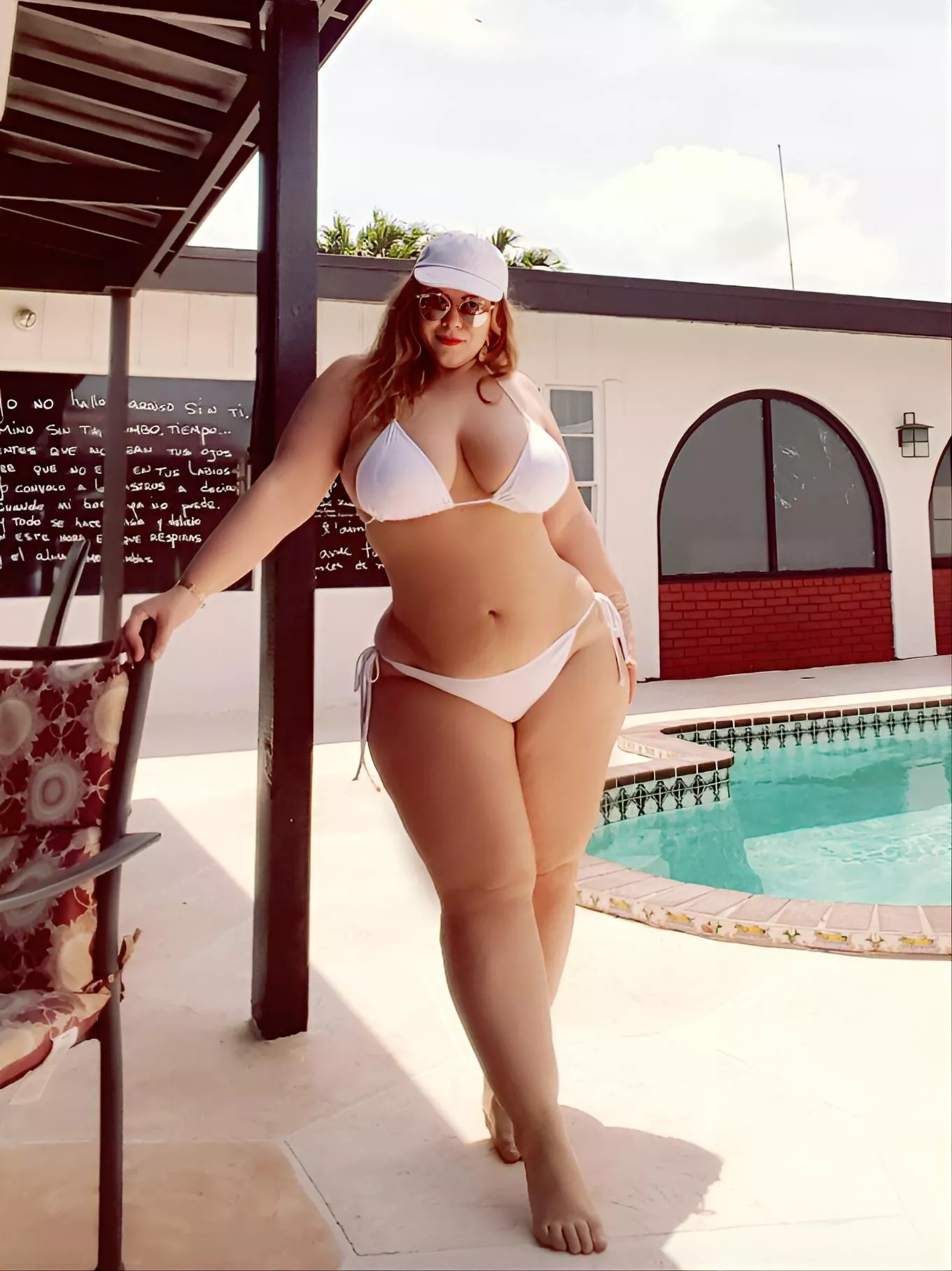 London Andrews  posted by evenflow_2991