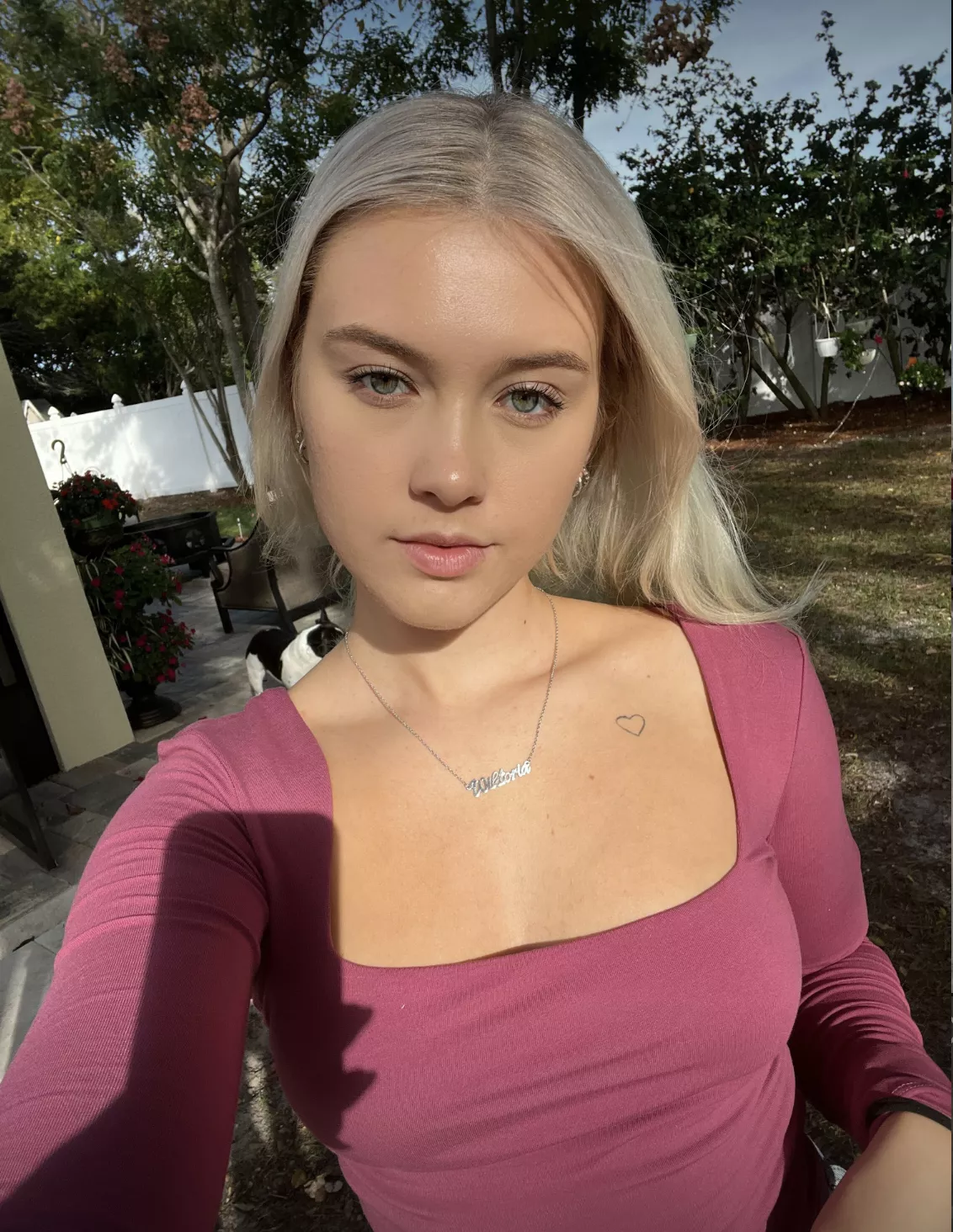 Look into the eyes of a frisky teen posted by sidmin