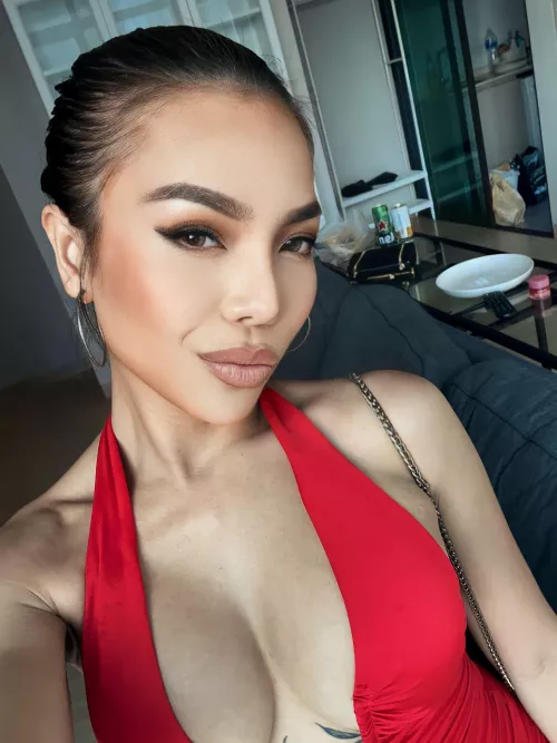 Looking for someone to make this night one for the ages? 💫 by essanirvana