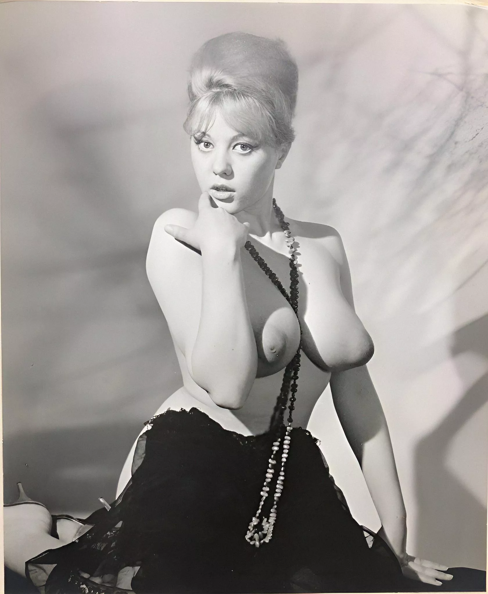 Margaret Nolan, 1960's.  posted by MugPuntertoo