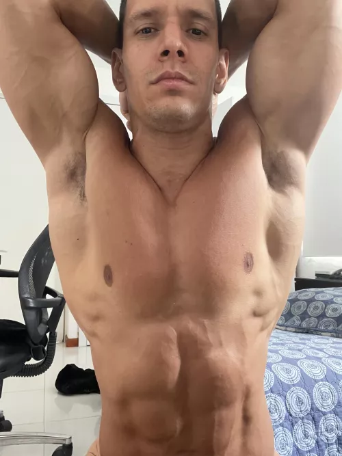 Morning armpits 💪 by Specialist_Chair_225