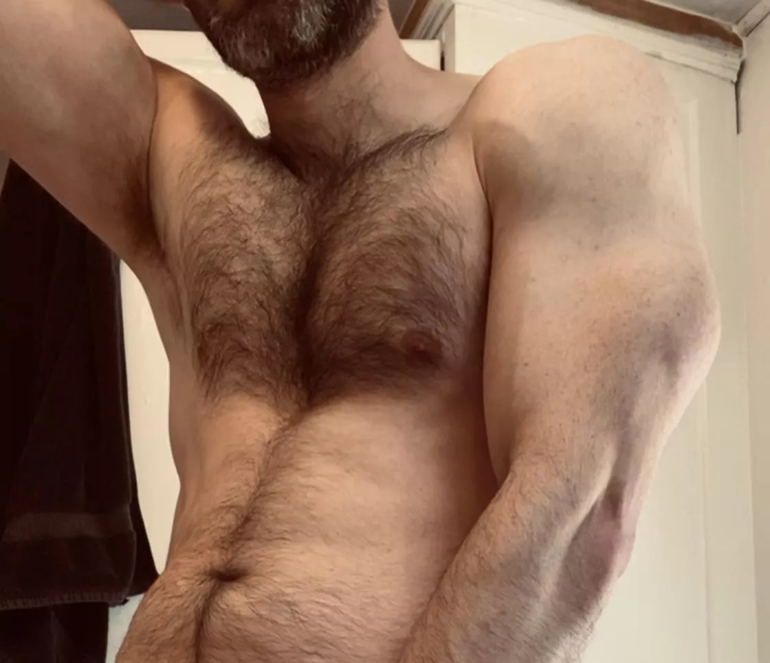 My first post here was met with such a warm welcome that I think I’ll start taking more pics like this 😊 posted by flashbangerr