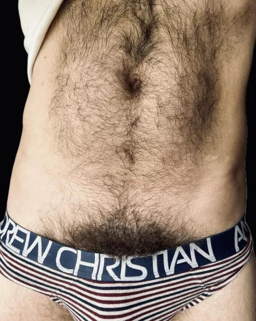 My hairy belly and full peekaboo bush... by jerseyjaxoff