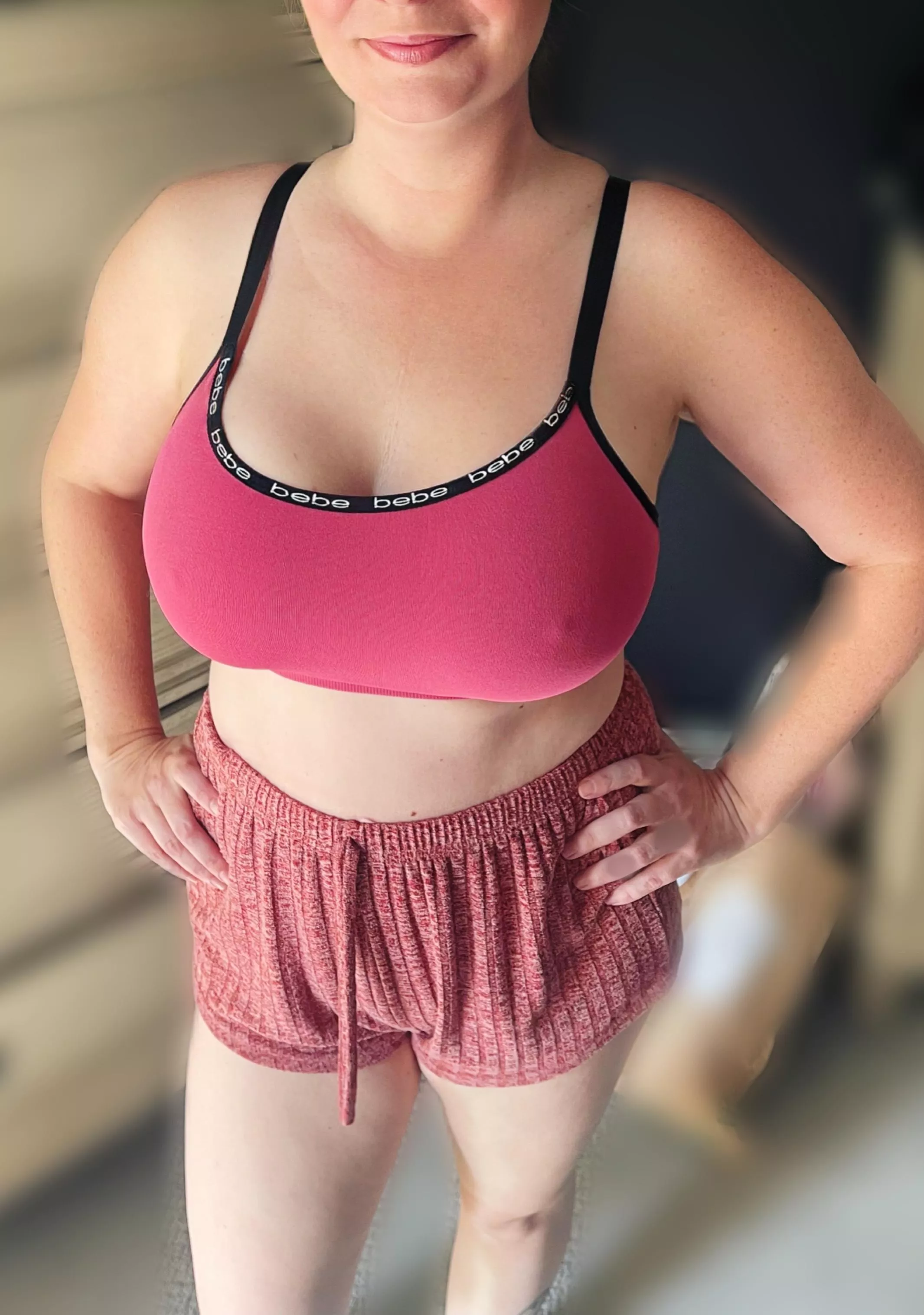 Ok house empty this AM.. wanna hang out... (33F) posted by AmethystMoonxo