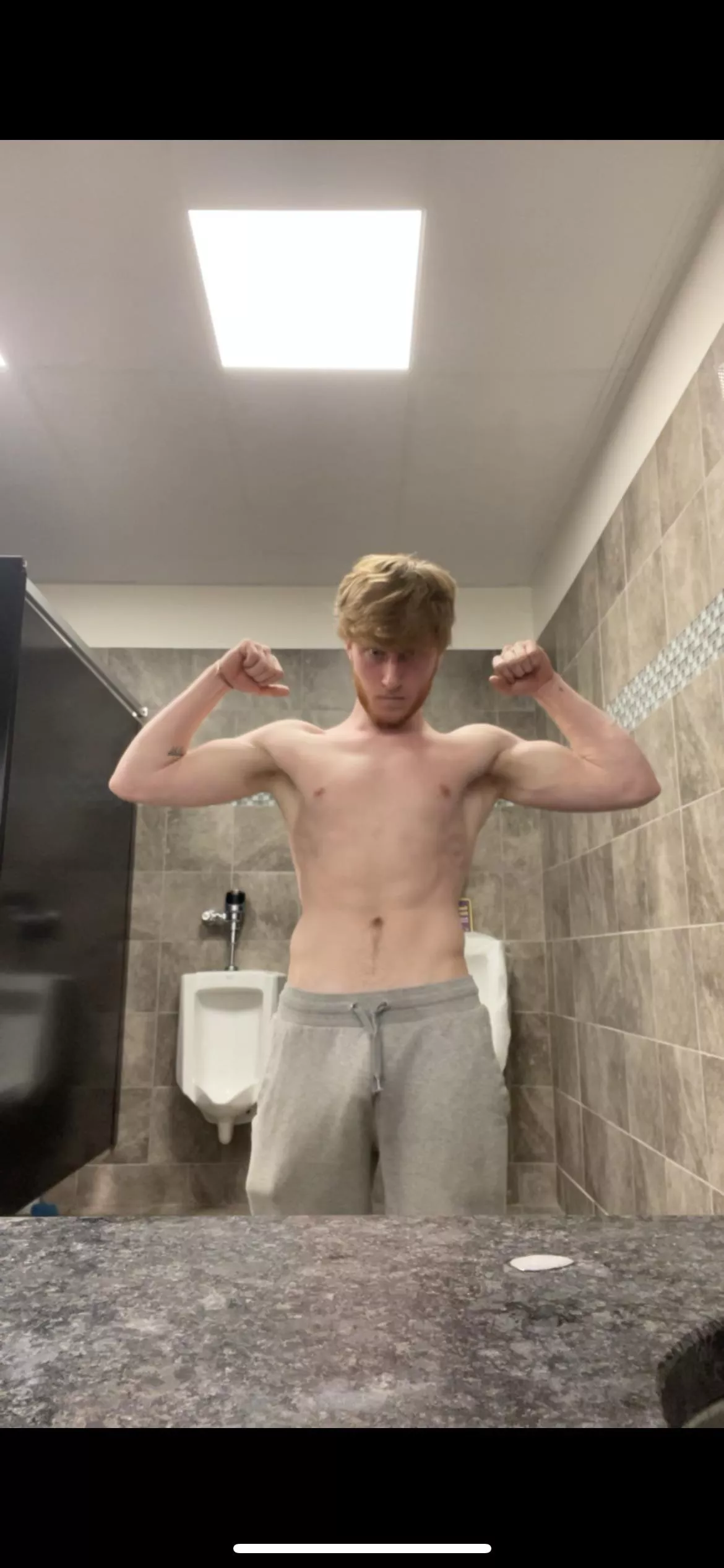 Planet fitness lighting 🚩 posted by Cold-Narwhal-8762