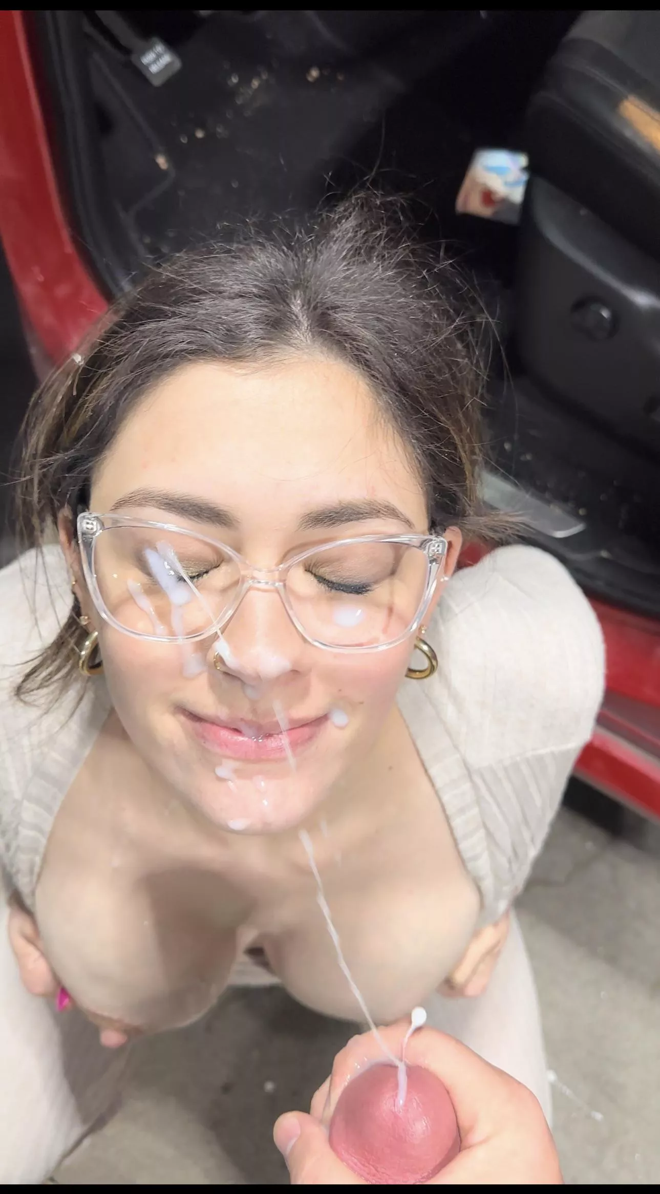 Pull over right here and give me a facial 🤤 posted by Superb-Policy-4005