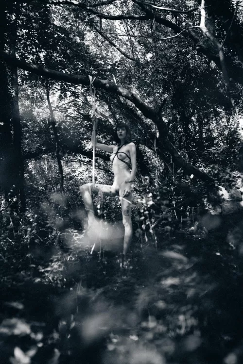 Skinny body and rope... by pokemon_art_45