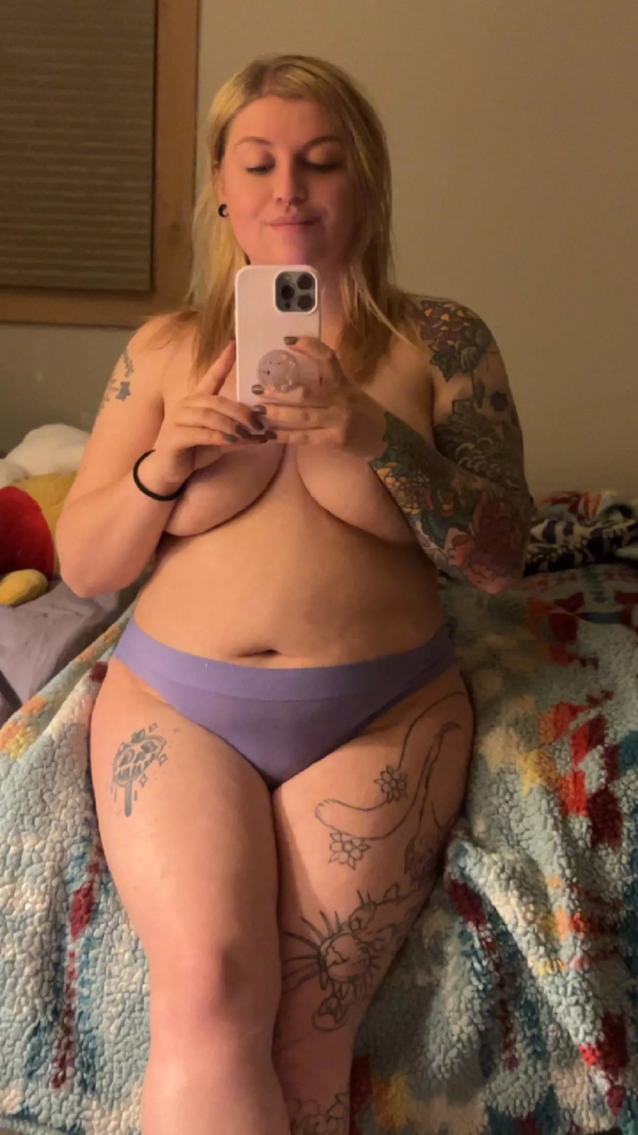 Starting the week off right  posted by ghooulia