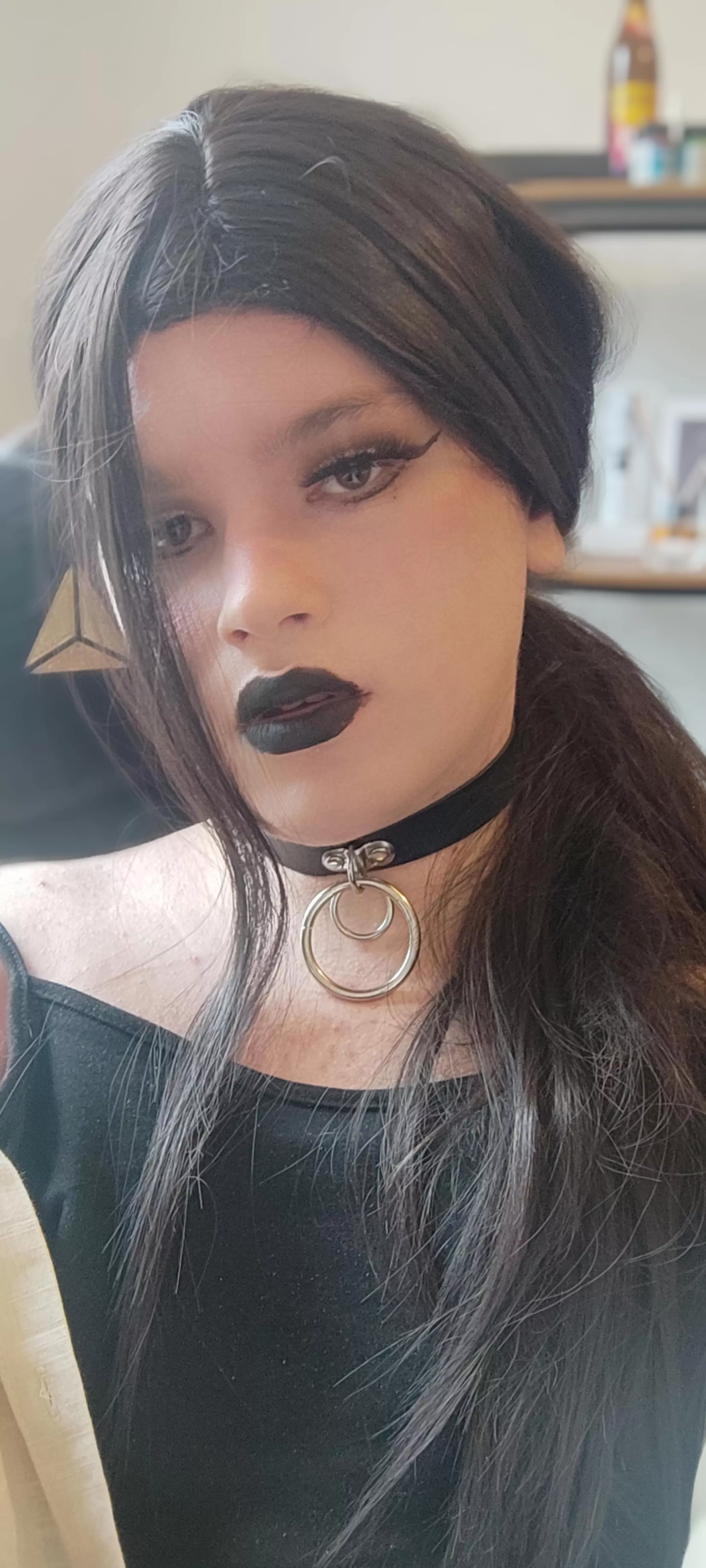Starting to love the goth 🖤 posted by Peachy_Jacklyn