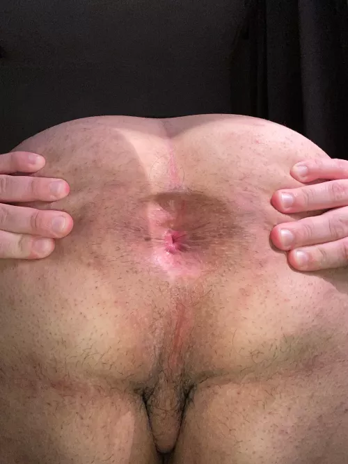 Stretch me out! by michaellvlzz