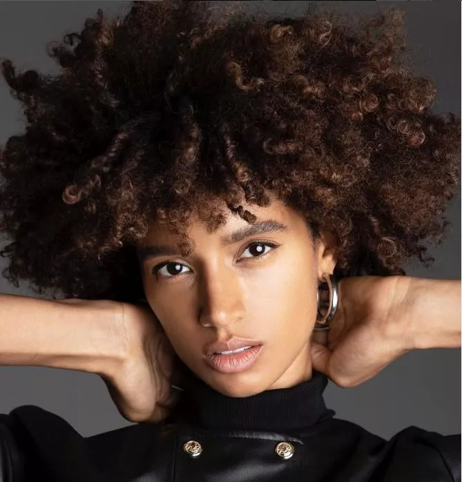 Tarah Rodgers posted by HWKD65