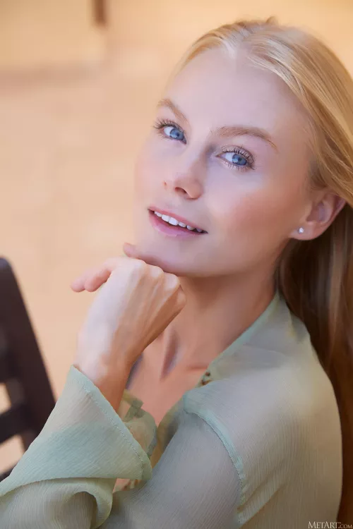 Too pretty by moveitbabyshakeit