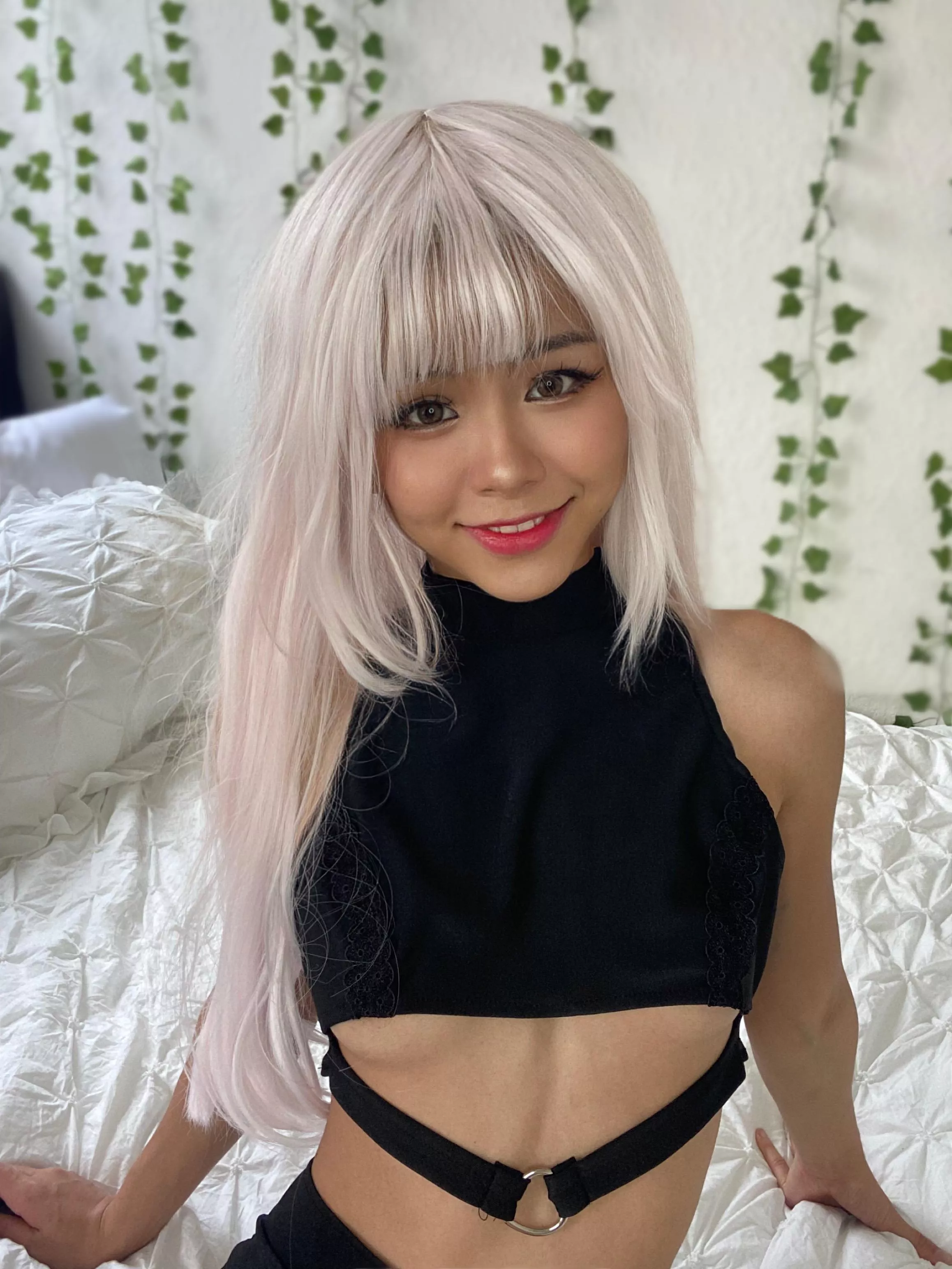 What do you think of my outfit? posted by Lassiexxo