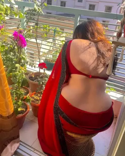 When my father's used to on a business meeting bully used to stay at our house and my mom used to dress like this  by Tall_Risk_7314