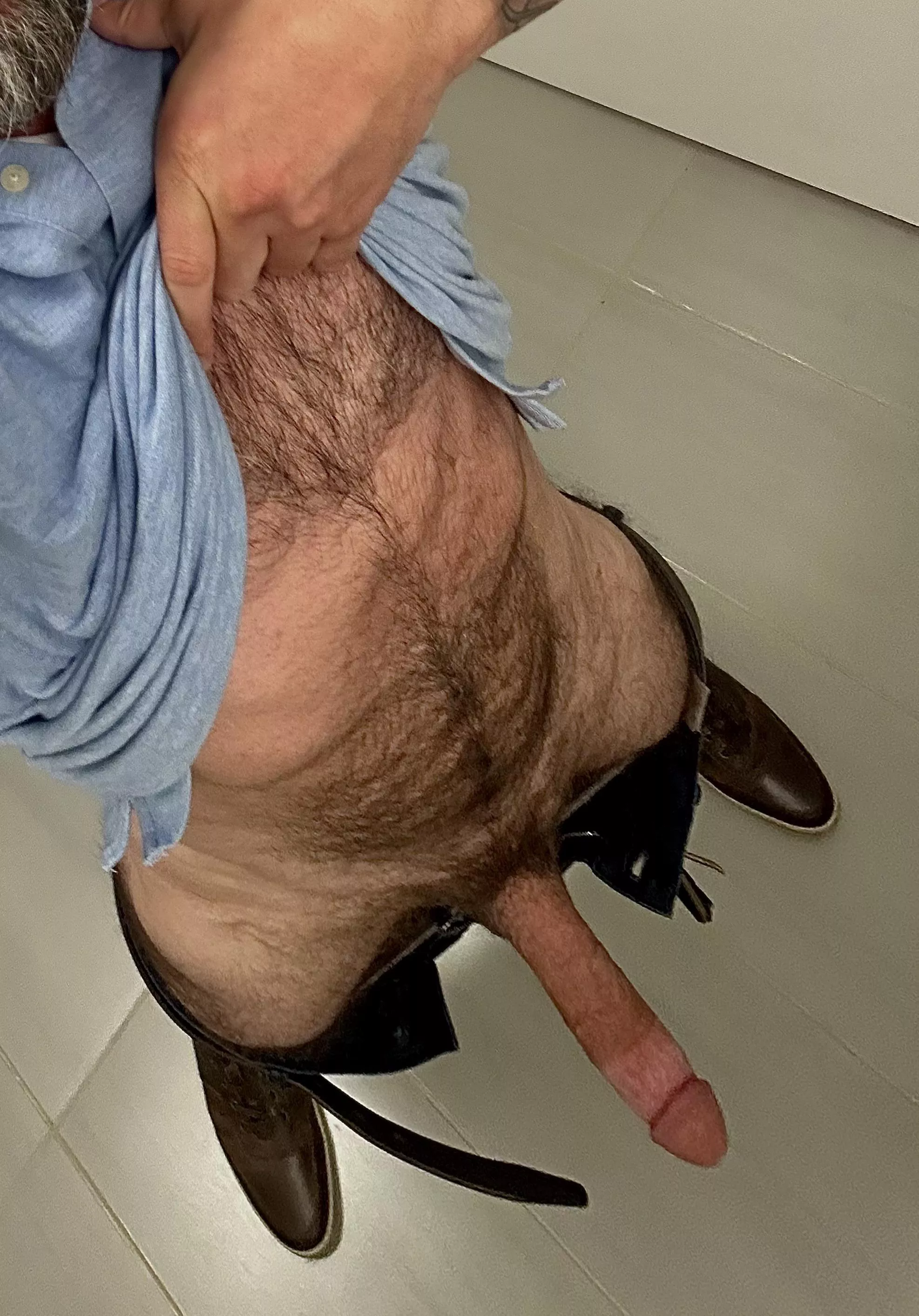 Would you stay late at work if your (47) Manager asked nicely? posted by CarolinaDilf