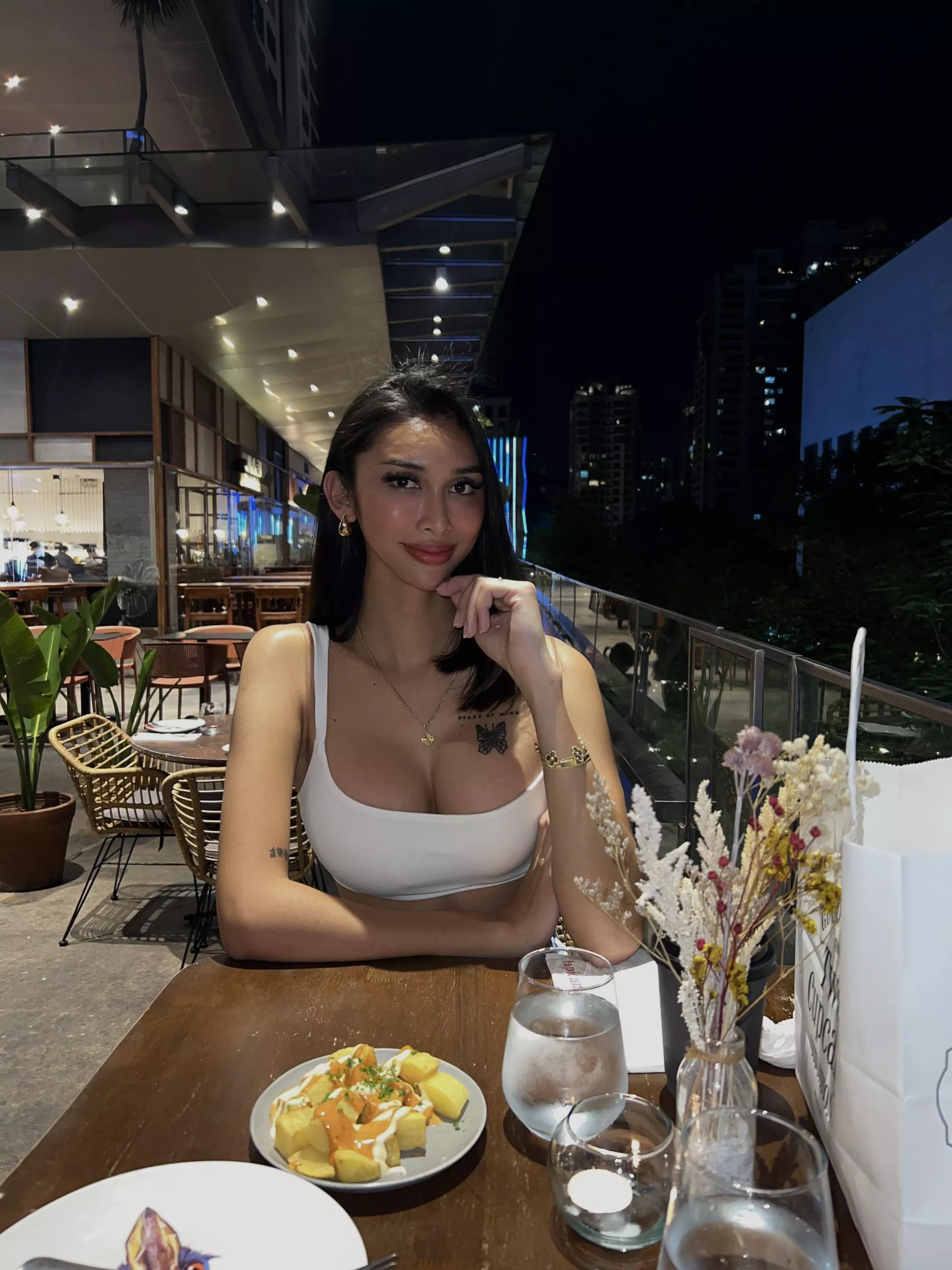 would you take me on a date? 💕🇵🇭 posted by Opening_Equipment81