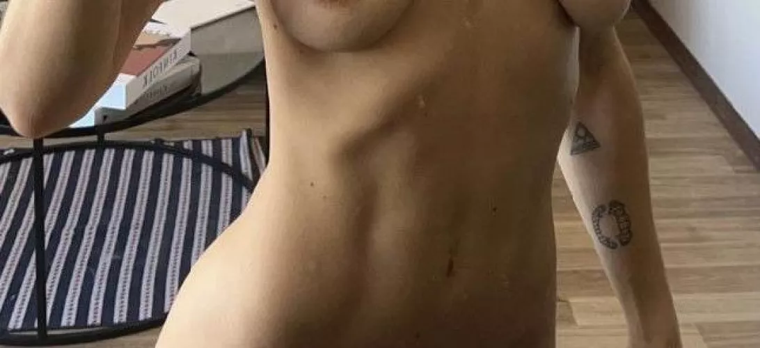 You're here for my tits, right? by anakarina1236so