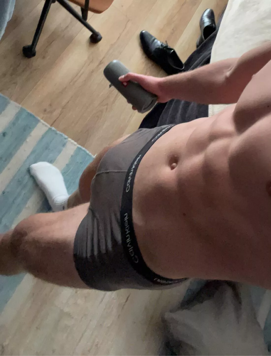 19 fit hung - fit guys add me jboy200415 posted by Flat-Map8958