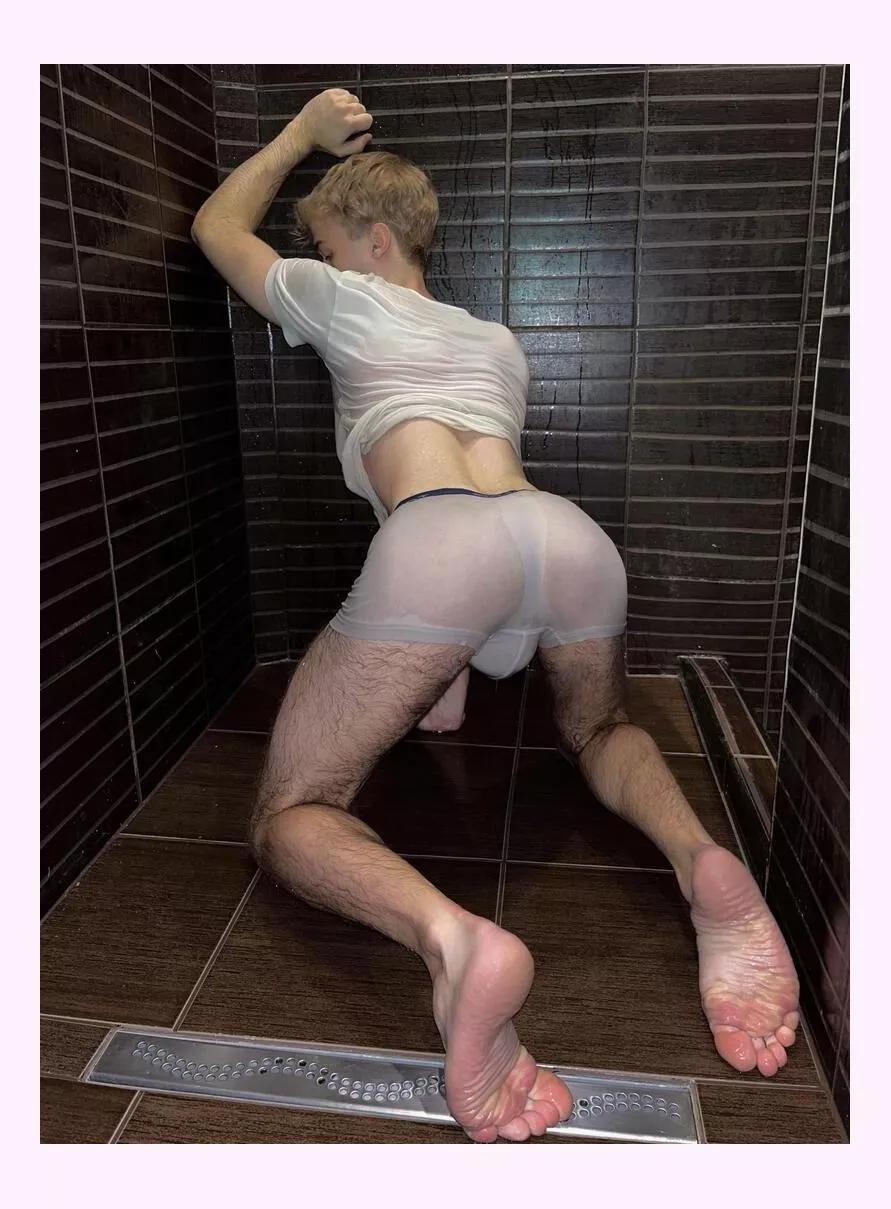 19 would you pias on me? posted by Ok_Organization_8905