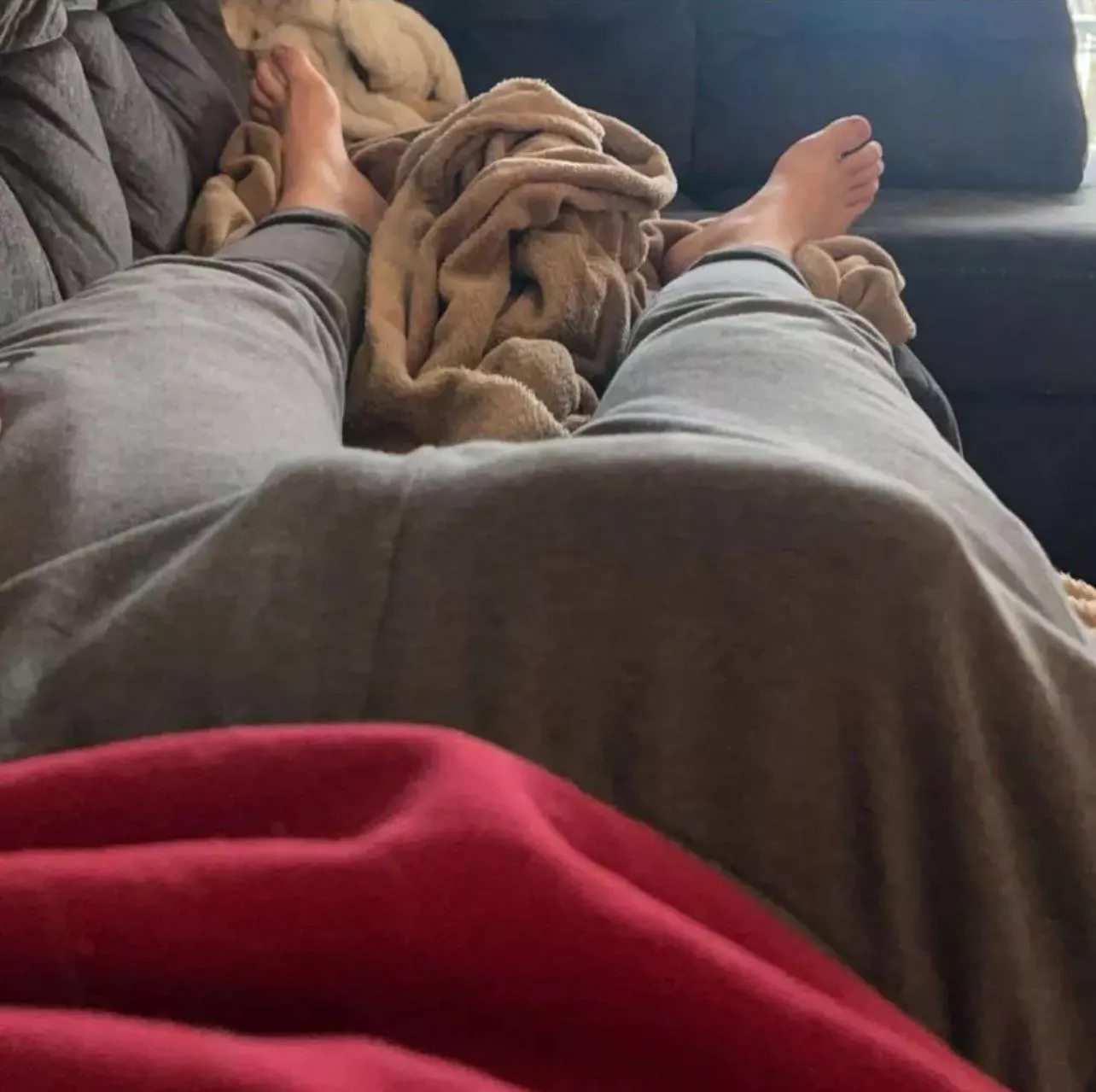 (28) Bi Curious Athlete  posted by curious817