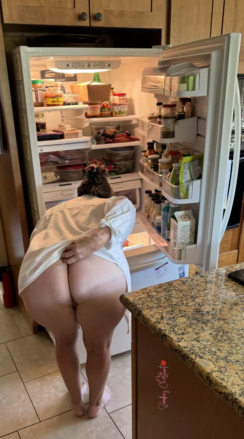 A day in the life with my big ass. by SmokeyChestnut