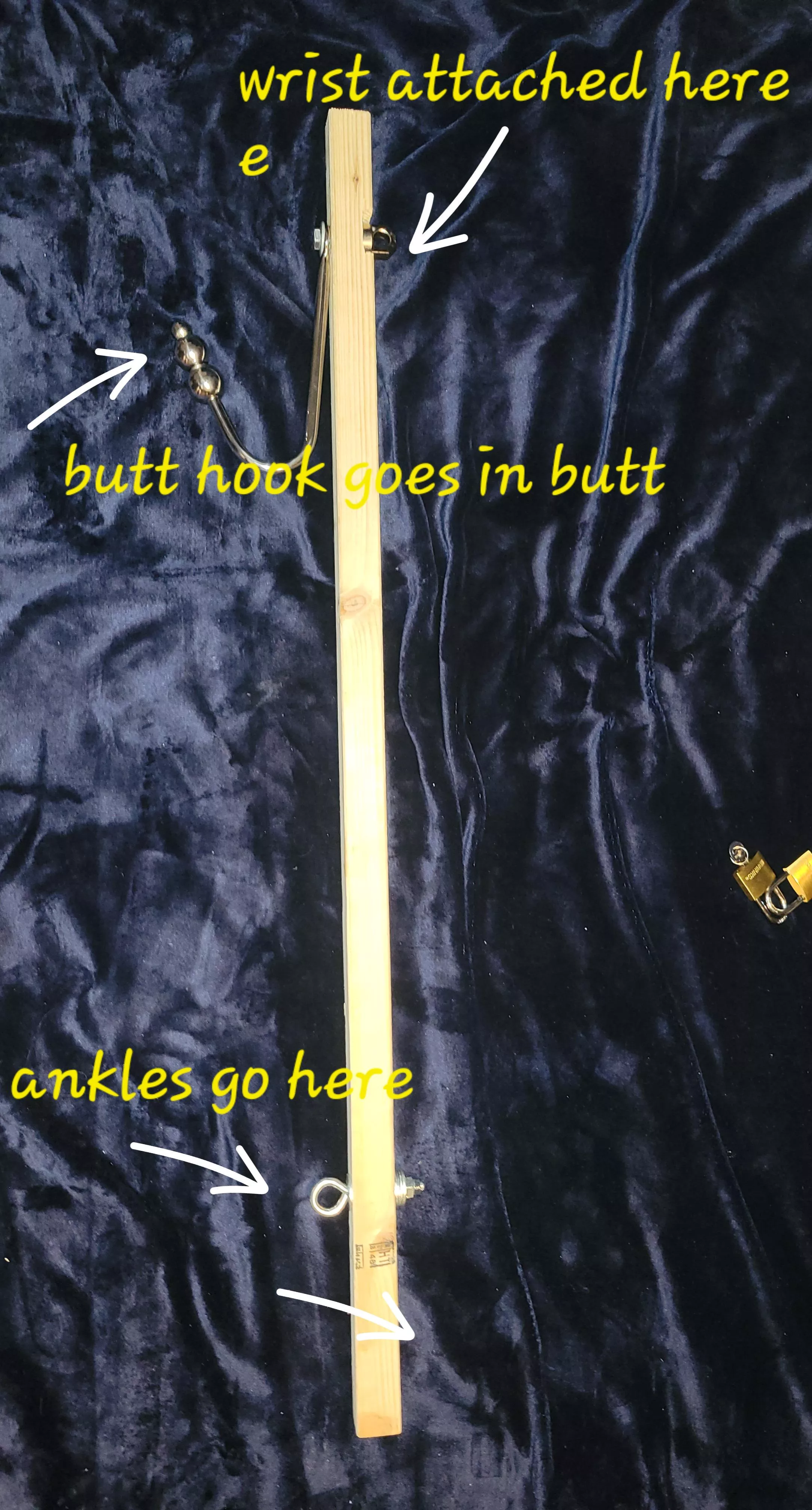 A little predicament selfbondage posted by Peter9485