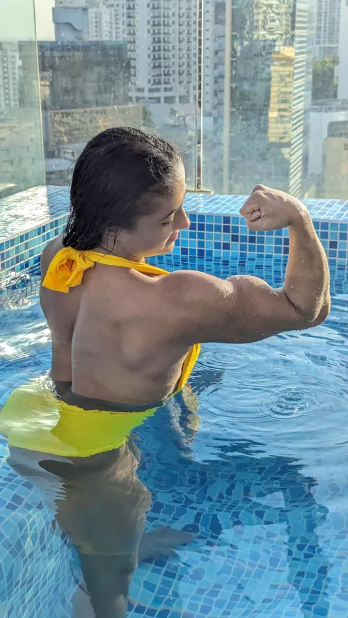 Big biceps! by celestemadson