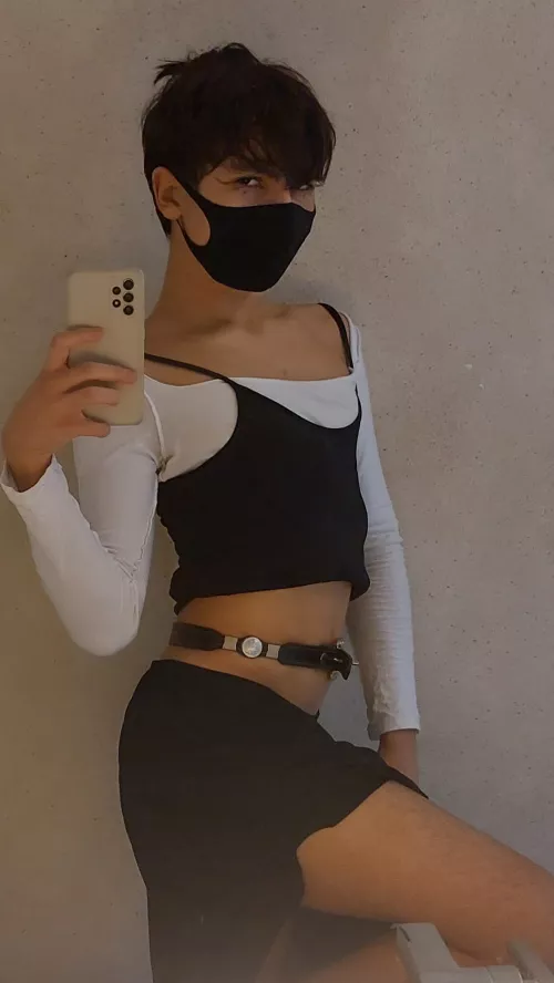 Bro... why are you looking at me like that?~ by Heninrrita