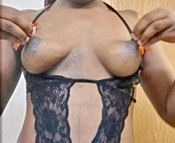 Brown pull by KangoNeedsaWierdo