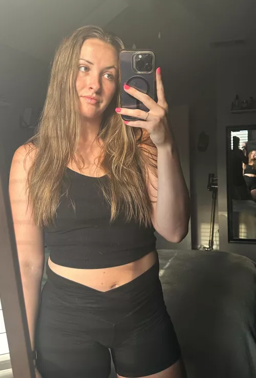 brunettes are always more fun by cumwcourt