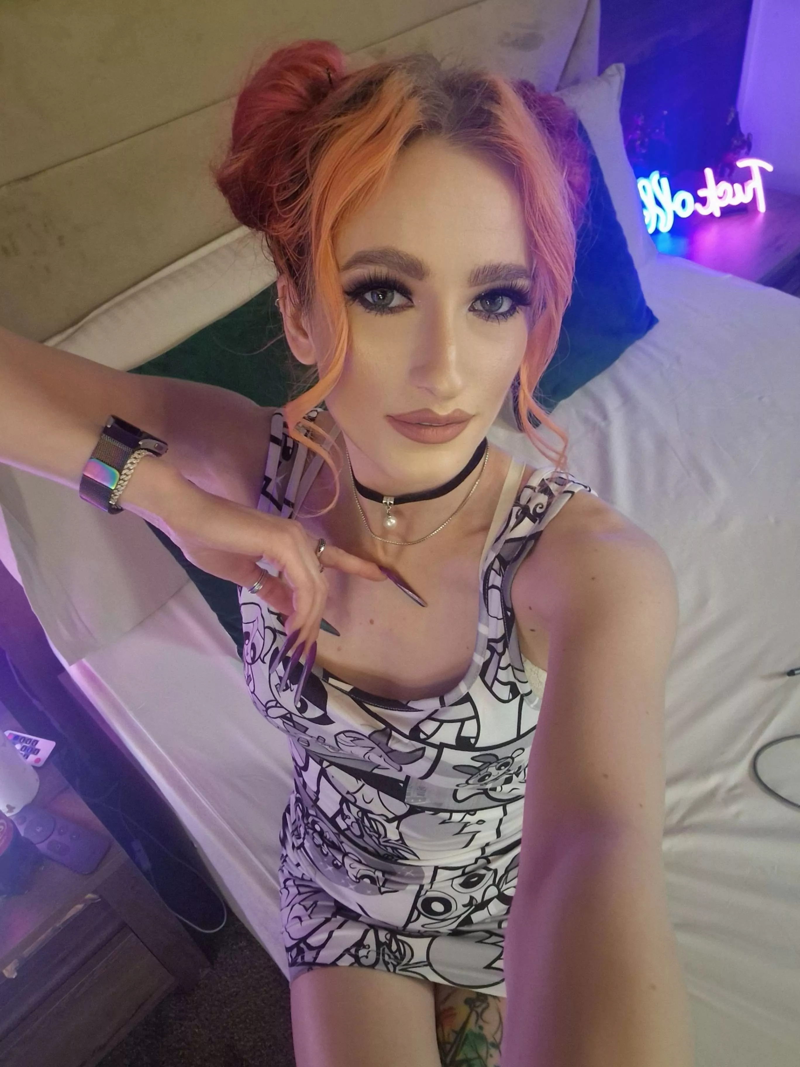 can you spot the tattoo? :) posted by RenektonEUNE